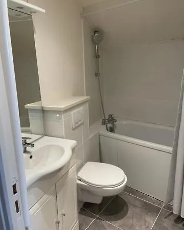 Sympas Et Confortables Proche De Paris Apartment Nanterre